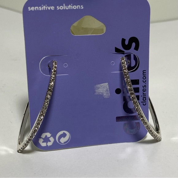 Claire’s women oval shape silver tone and crystal rhinestone stud earrings. NWOT - Picture 3 of 4